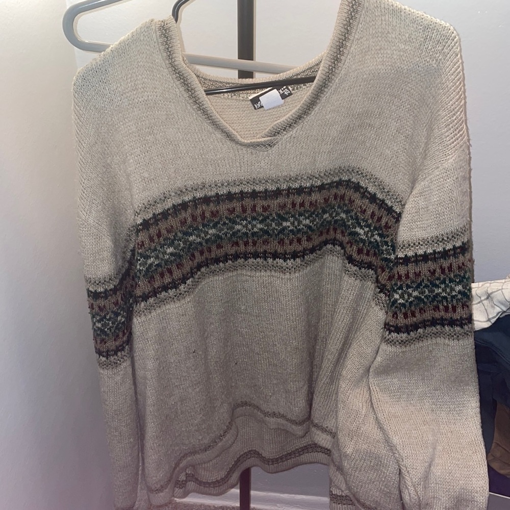 Fashion bug woman’s holiday sweater